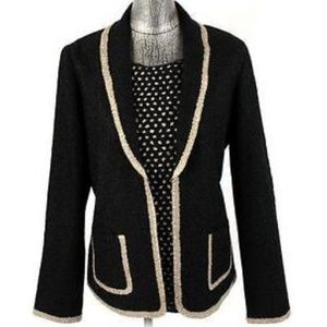 NWOT Chico's Travelers Collection Crinkle Twinset